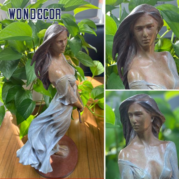 Modern petite jupe en gaze intérieure beauté sculpture en bronze ornement de bureau