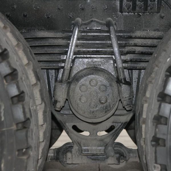 Professional Grade Truck Mixer Customized Request for Used Heavy Duty Agitator Vehicle