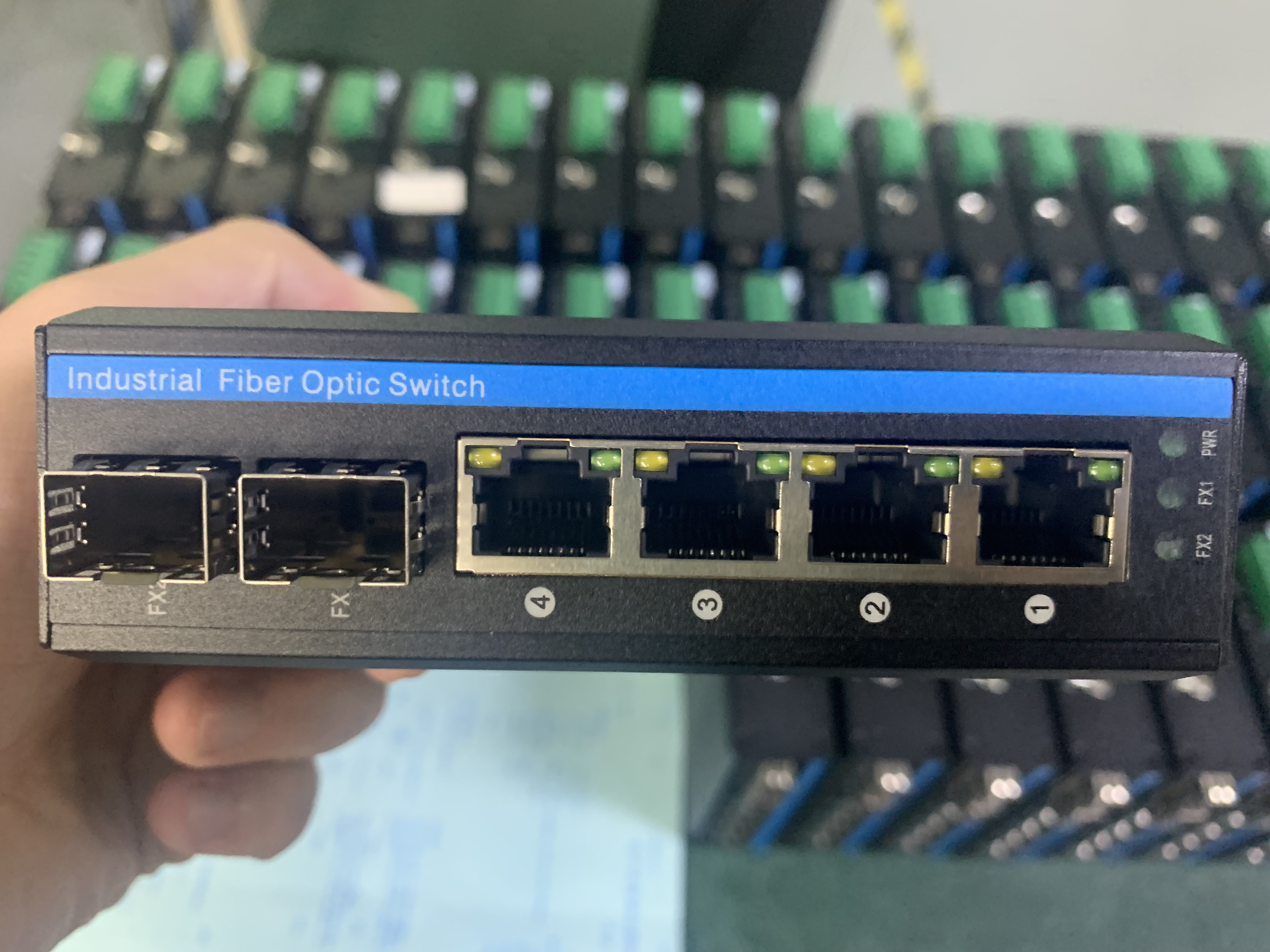 6 портов Industrial Ethernet Switch Гигабитная сеть 100/1000M SFP Fiber Unmanaged Realtek Чип