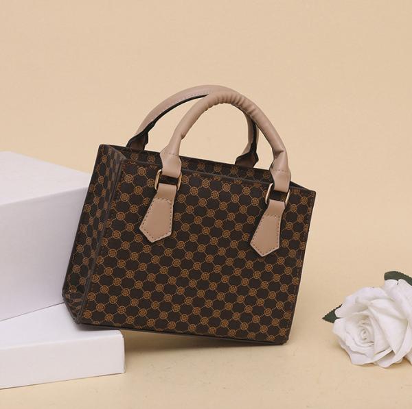 Bucket type Women Tote Handbag PU Women'S Commuter Tote OEM Bag