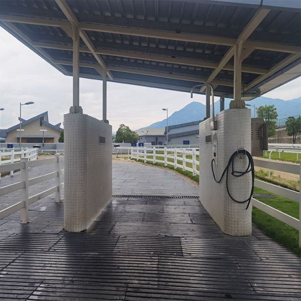 Horse Cleaning Area Ribbed Surface Anti Slip Rubber Mats Interlocking Rubber Mats