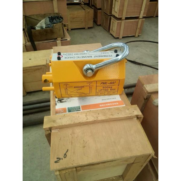 600 кг. Номинальная сила тяги Постоянный магнитный подъемник для строительных работ Мертвый вес 25 кг.