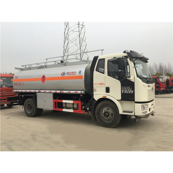 FAW 4x2 Wheel 15000 Liters Mobile Fuel Dispenser Truck 8450x2500x3200mm