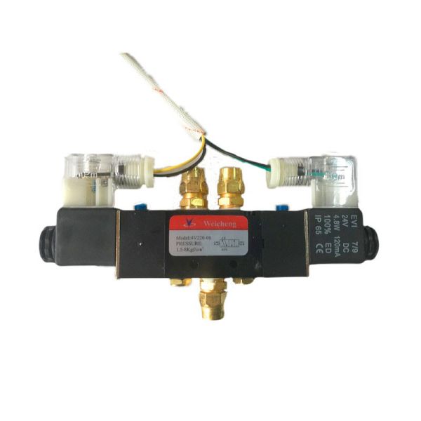 Jinlong Zhongtong Bus Door Pump Solenoid Valve 6108-01355 304SS 500k Cycle 6mm Bus Spares Parts