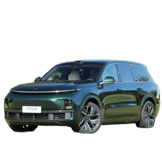 Li Xiang L9 SUV 65L Fuel Tank Capacity and State-of-the-Art Swing Door Technology