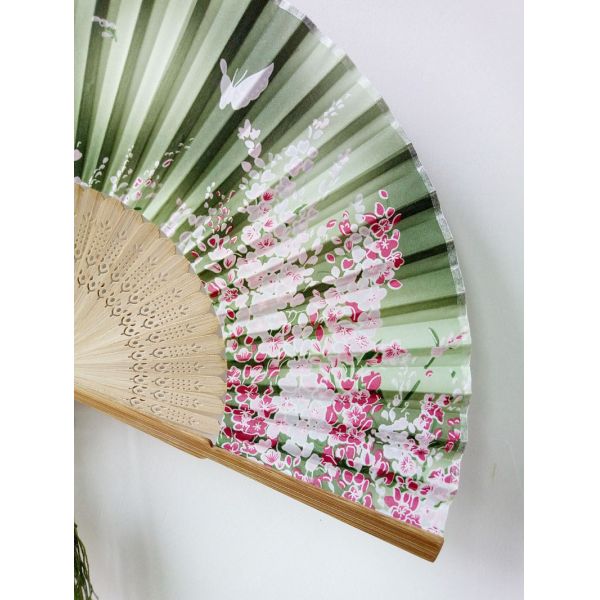 [I AM YOUR FANS] Sufficient Stock! Nice Silk Fabric Bamboo Ribs Fans butterfly Sakura Japanese Wedding Gift Floding Hand Fan