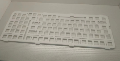 Service personnalisé pour les claviers à injection en plastique