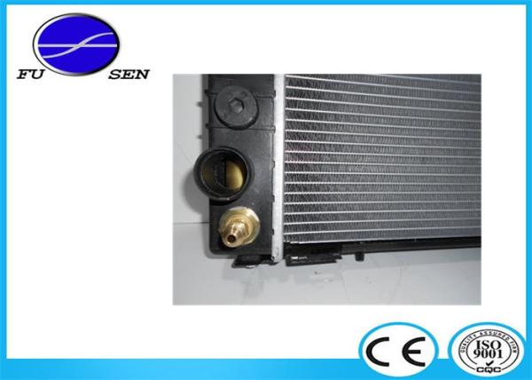 JEEP Cherokee L6 4.0 91-01 AT Aluminium Car Radiators 52028133 Auto Spear Parts