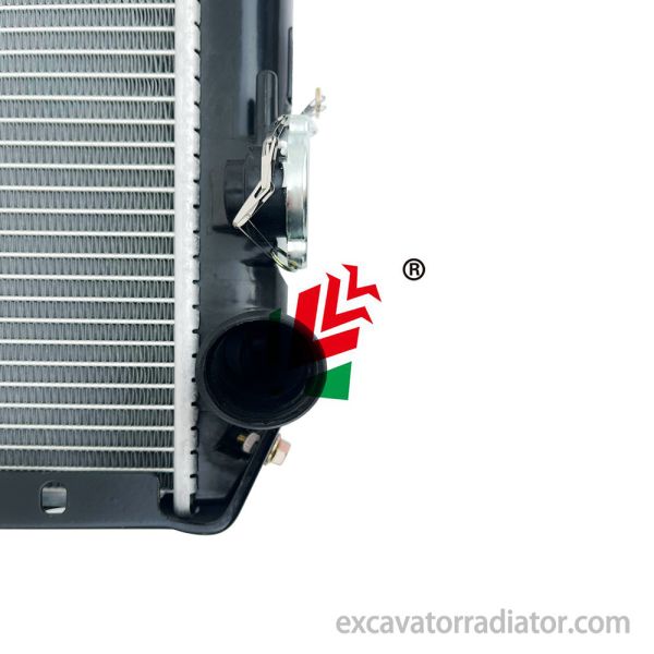 Qingling 100P Tank Radiator Assembly Truck Assembly