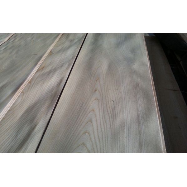 Well Sliced Elm Natural Wood Veneer for Furniture Door Panel Designing Decoration from shunfang-veneer-com.ecer.com