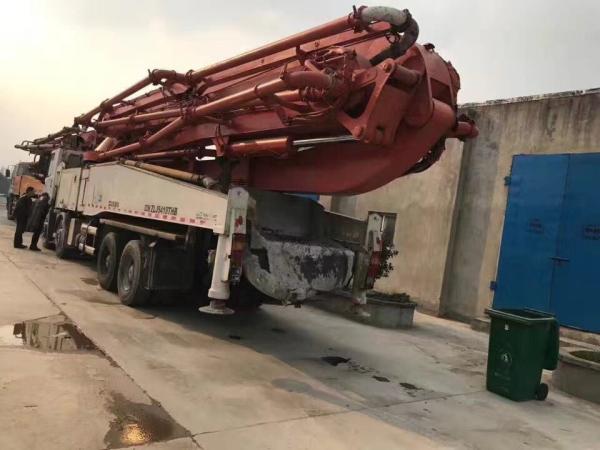 Zoomlion 52m pompe à béton usagée pour la structure type cylindre machines de construction