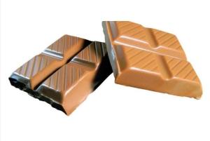 Barra de chocolate, pedaços de chocolate e linha de produção do revestimento do