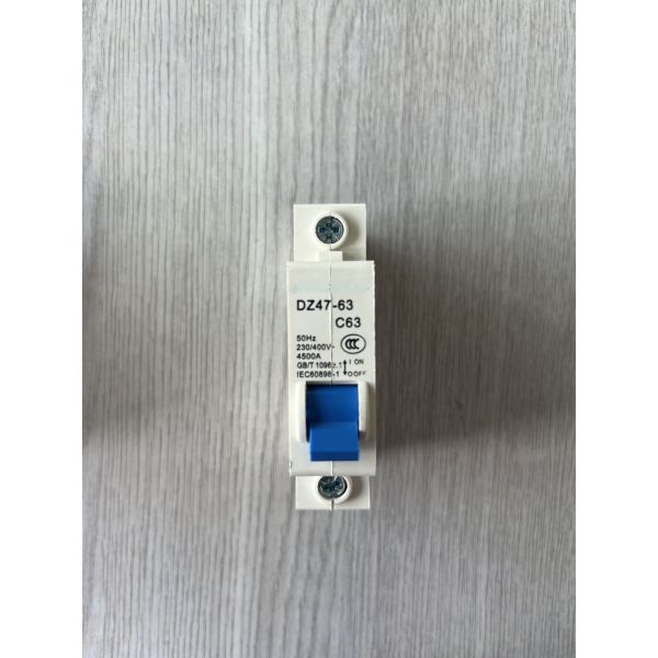 Перегрузите автомат защити цепи 63amp защиты DZ47-63 1P 32A мини