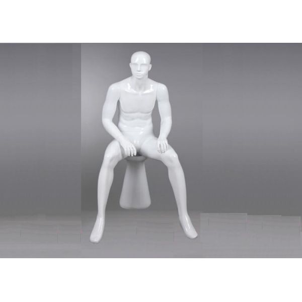 Fiberglass FRP Seated Lifelike Male Mannequin , Store Supply Mannequin Full Body