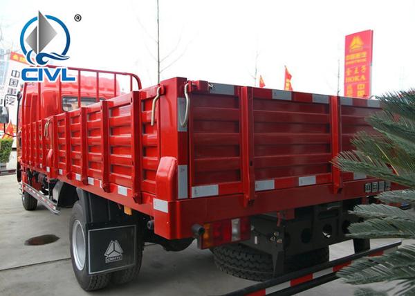 ZZ1047F3315E145 HOWO 4x2 Flat Bed Truck For Machinery Transportation