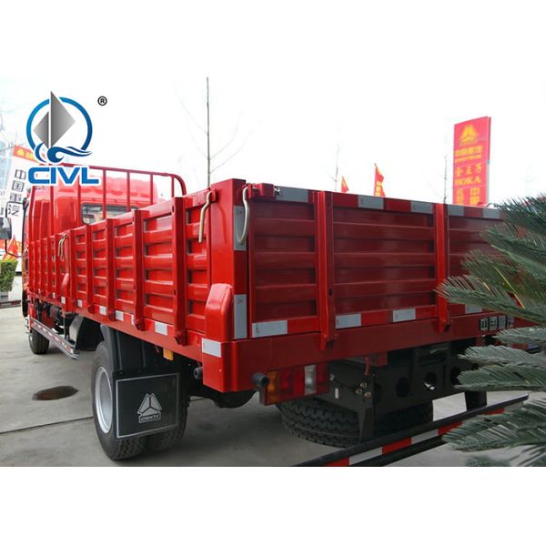 LHD 4X2 6 Tires sidewall truck 4 Tons HOWO SINOTRUK Light Duty Cargo Box Trucks