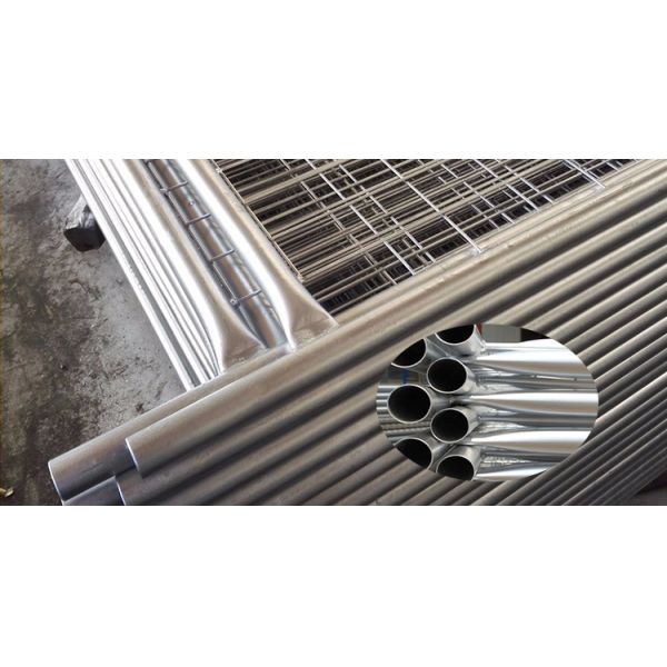 Hot-dipped portable 2.4m x2.1m temporary moveable safety fence Australia Market