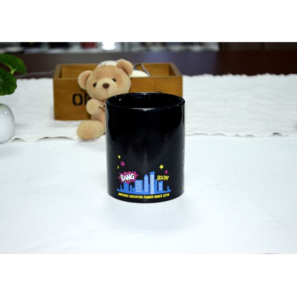 Magical Fashion Heat Reactive Color Changing Coffee Mug 11oz Capacity