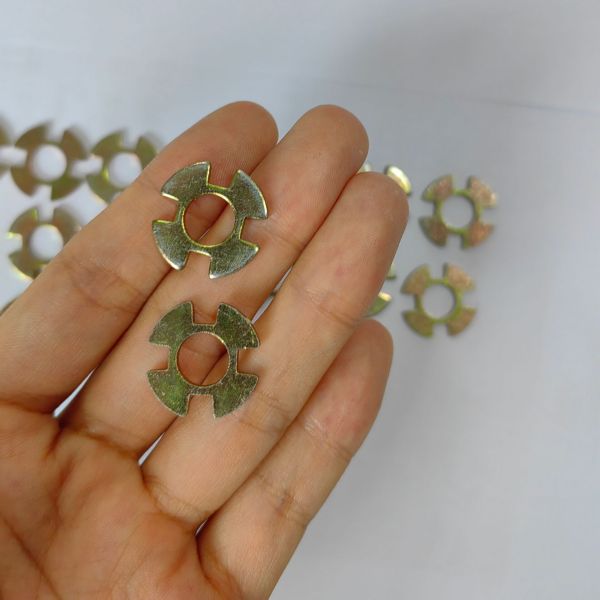 Piezas de estampado de metal de personalización OEM Aluminio Acero inoxidable Corte por láser Precisión Consistencia​