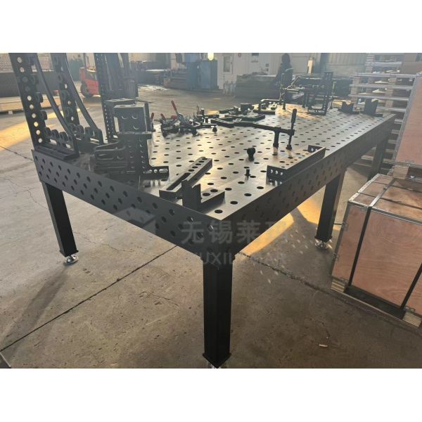 Steel Frame Mobile Welding Table D16 3D With Holes For Structural Stability