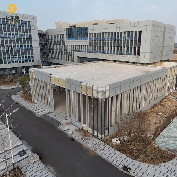 Snow Load Up To 1.5kN/m2 and Wind Against 80-280km Per Hour Industrial Metal Structure Storage with Customizable Options