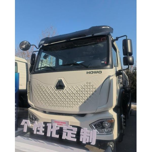 4X2 HOWO camión de destrucción 96kW Y EURO 5 remolque de camión de emisiones