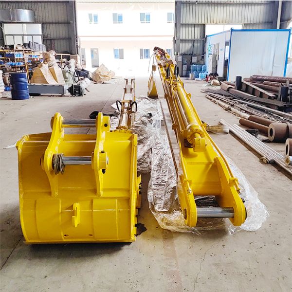 Q690D Long Reach Excavator Long Boom Excavator Long Reach Boom Arm