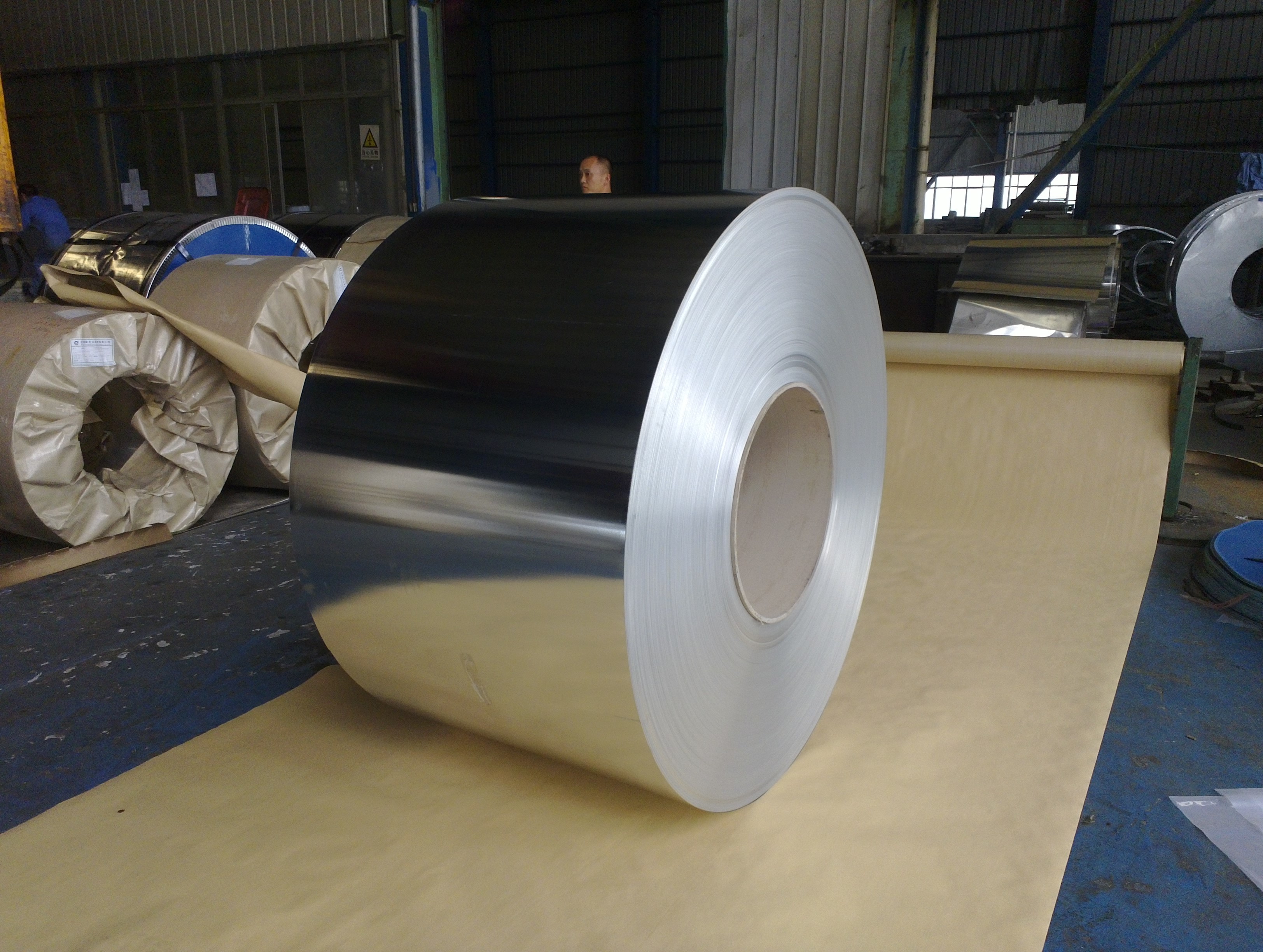 Food Cans Manufacturing Electrolytic Tinplate Coil 600mm-990mm Width T3 T4