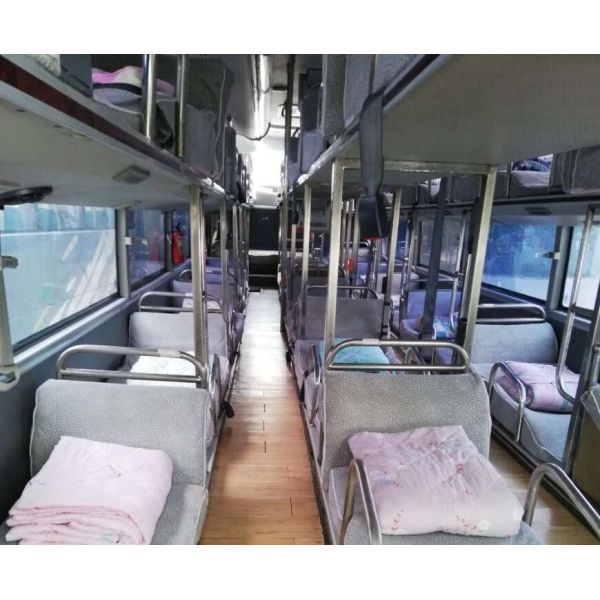 42 Seats 2010 Year Soft Bed Coach Sleeper Bus , Manual Diesel Used Yutong Buses