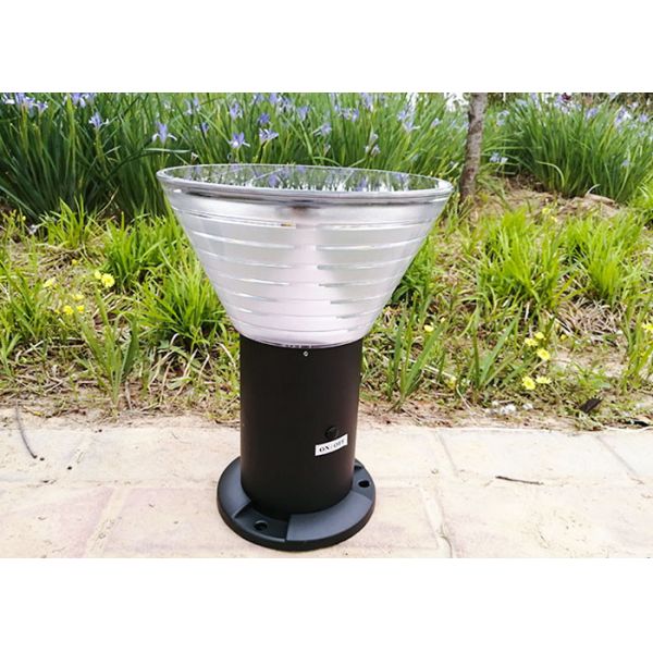 Energy Conservation Solar Lawn Lights 3200AH 6400mAH 30cm 60cm 80cm Height