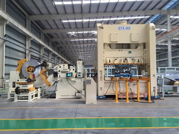 Stamping Precision Aluminum Foil NC Leveller Feeder / CNC Feeding Machine