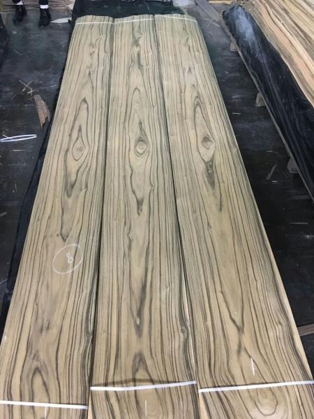 Full 0.5mm Crown PALDAO Sliced Wood Veneer for Panel Door and Furniture Industry from www.shunfang-veneer-com.ecer.com