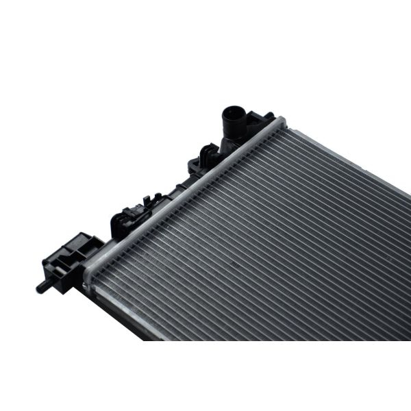 Radiador de aluminio y tanque de agua para Chevrolet Aveo/Sonic 1.6 95316029 Sistema de enfriamiento