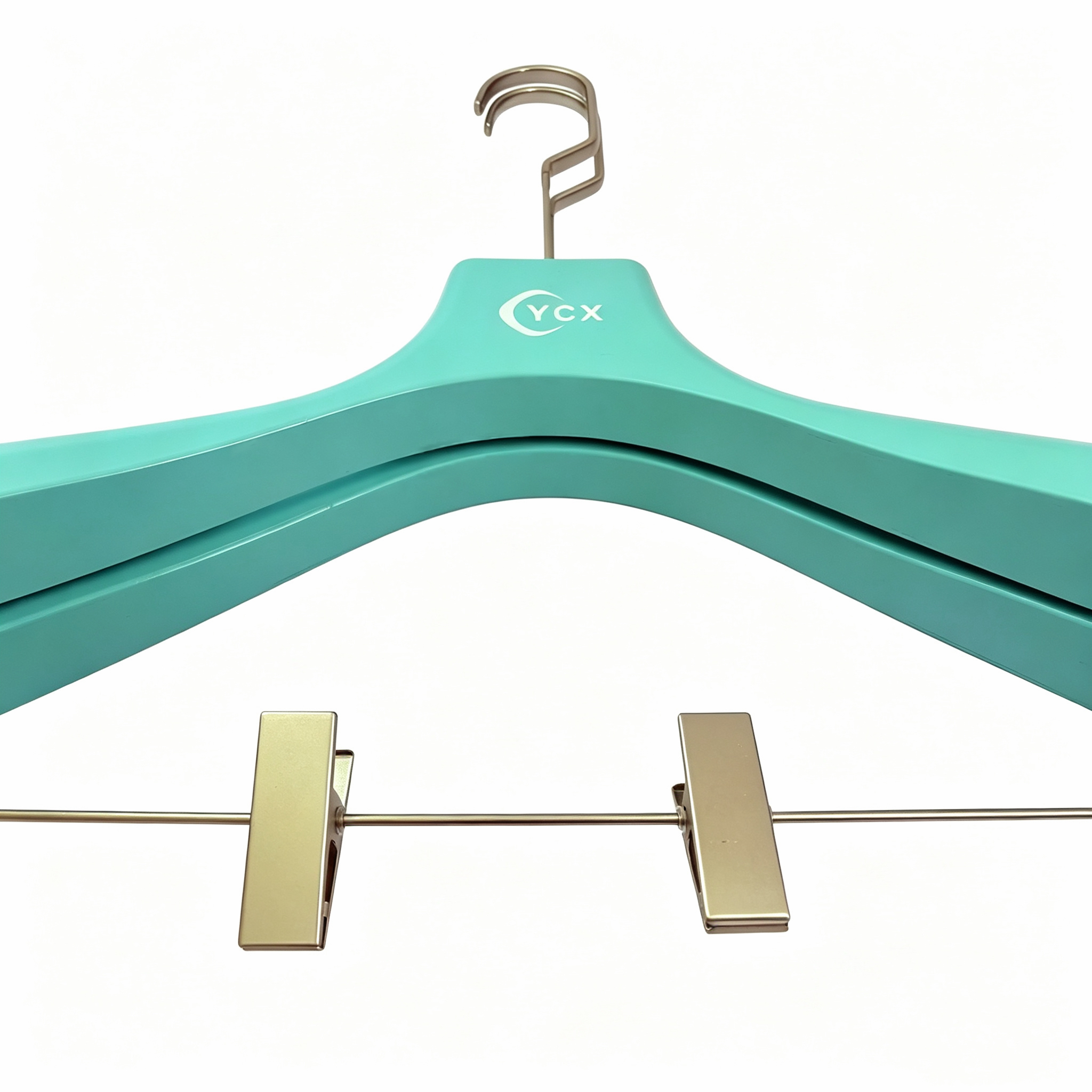 Wide-shouldered dip-coated suit hanger thickened and reinforced for clothing stores and hotels