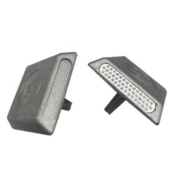 20 Years Pavement Marker PMMA Reflective Road Stud Price Road Spike Reflective Studs for Highway