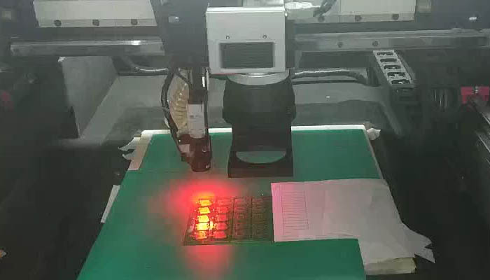 Автомат для резки 355nm 40mmх40mm лазера PCB SMT 15W УЛЬТРАФИОЛЕТОВЫЙ