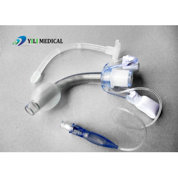 Tubes de trachéostomie renforcées avec menottes ballon gonflable anesthésie voie respiratoire d'urgence