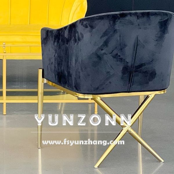 Modern Dining Arm Chair with X Legs Stainless Steel Designs Velvet Hotel Chairs