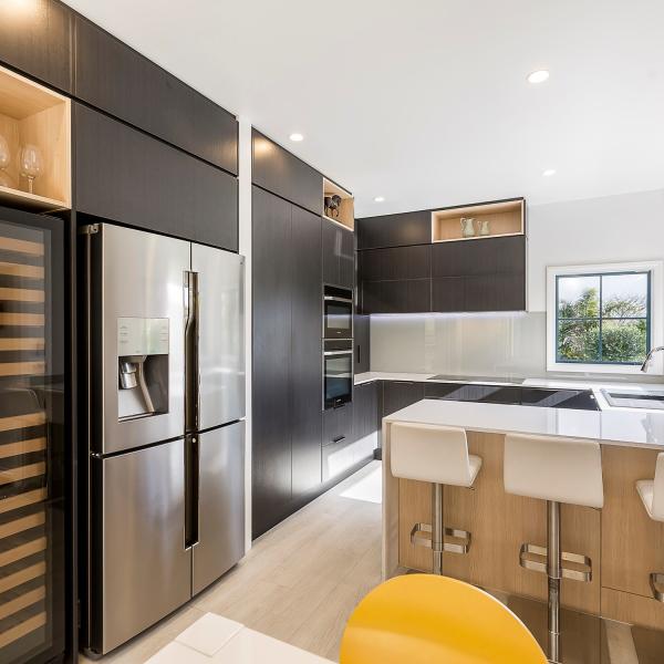 Black wood texture Timber Veneer U Shaped Modular Kitchen