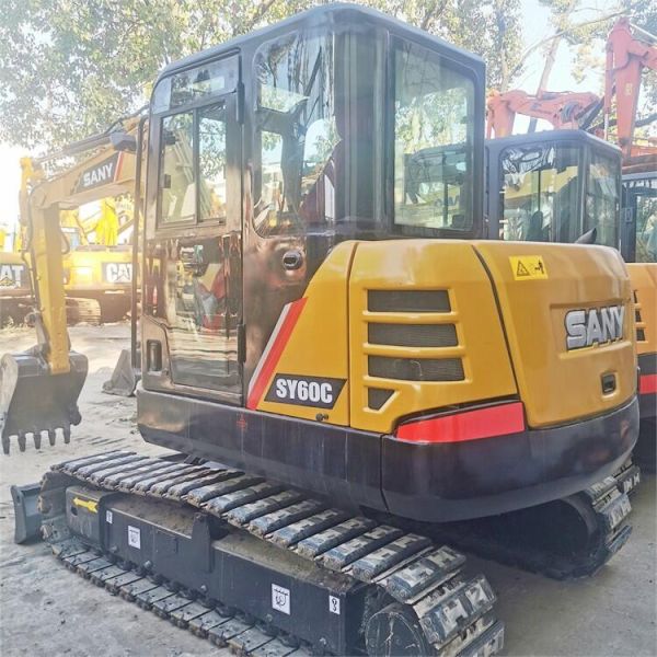 SANY60C Pièces d'excavatrice et coût inférieur Fabriqué en 2021 Modèle avec 1544 heures de travail