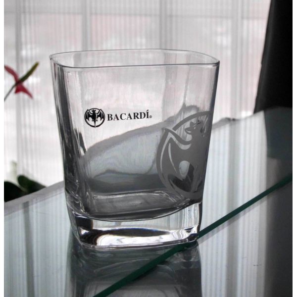 Подгоняйте стекло Tumbler вискиа Bacardi логотипа печати, квадратные стекла виск