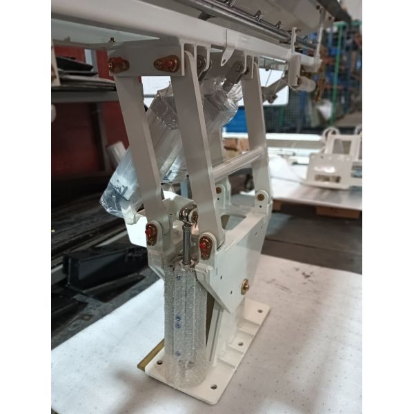 Bastidor de rociador multifuncional montado en la parte delantera, fácil instalación, piezas para camiones cisterna de agua