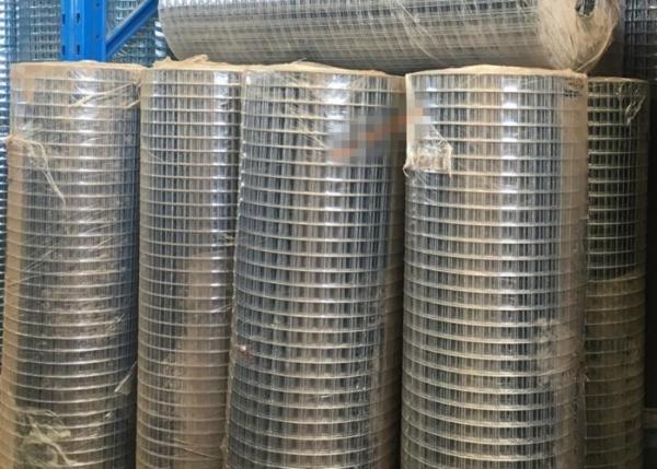 1/4 inch Building Material Galvanised Mesh Roll , Heavy Gauge Welded Wire Fence Panels