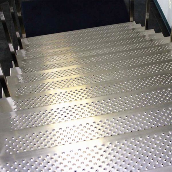 Штабелированная небольшая решетка безопасности распорки сжатия тракции отверстия