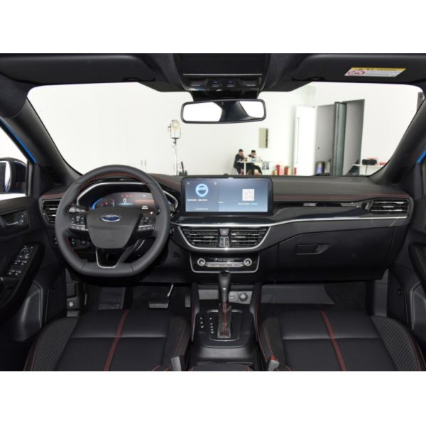 Линия 2022 ST EcoBoost 180 салона Fox Форда автоматическая 4 подержанный автомобиль нефти места двери 5