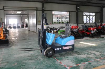 1 Ton Three Wheel Electric Forklift 3-6 Meters , Rated Voltage 60V No-Load Speed 13 Km/H