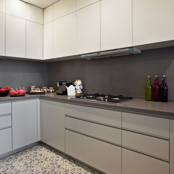 Handless Matte Gray Lacquer Kitchen Cabinet Set For Villa 5 Years Guarantee