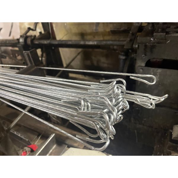 3.36mm * 2.28m hot dipped Galvanized Double Loop Quick Link Tie Wire for Plastic bottle