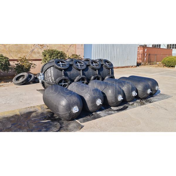 Pneumatic Marine Airbag Fender Net Type / Sling Type Yokohama Marine Fenders
