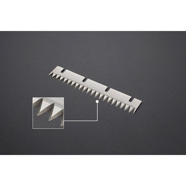 SUS440 Packing Machine Blade Straight Serrated Toothed To Open Cardboard Boxes